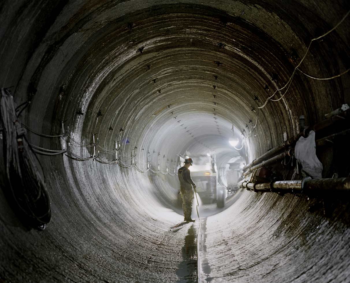 Work in north tunnel, 12 ft in diameter, 2006