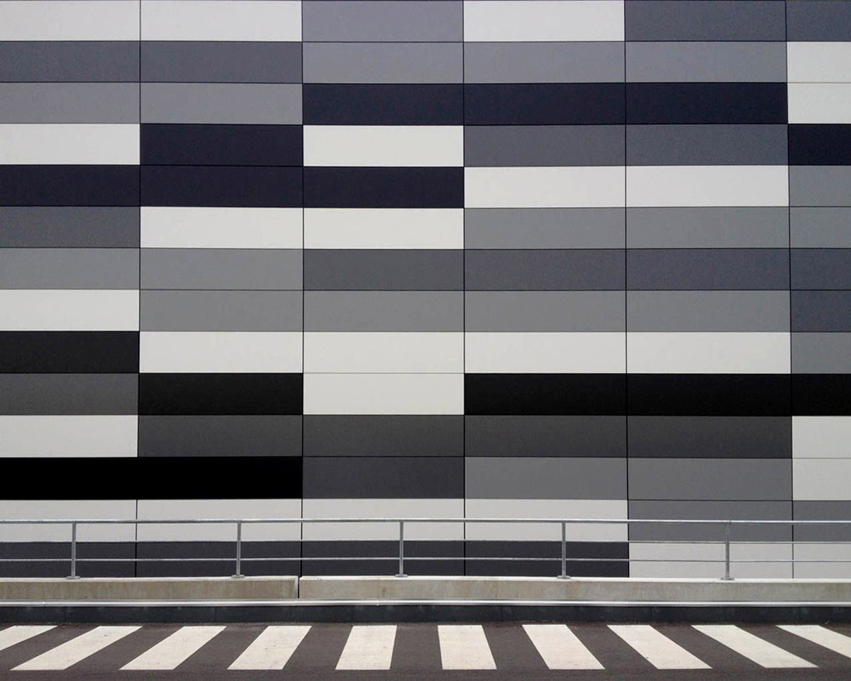 Zebra, by Diana Sokolic (Croatia)

2nd place in the Cityscape/Architecture category