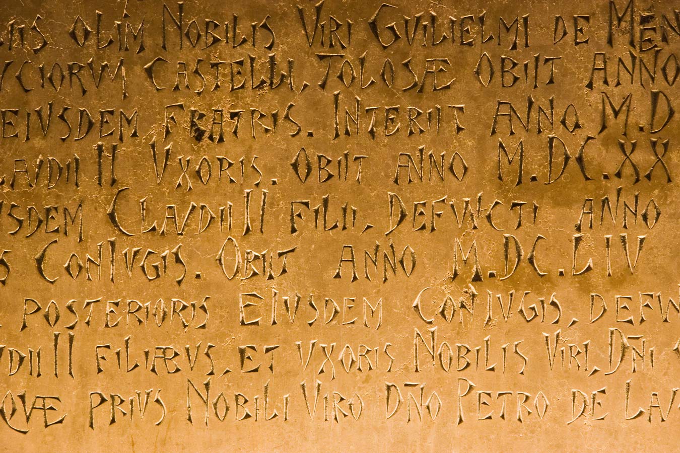 Chiseled Calligraphy
Le Baux, France 2007