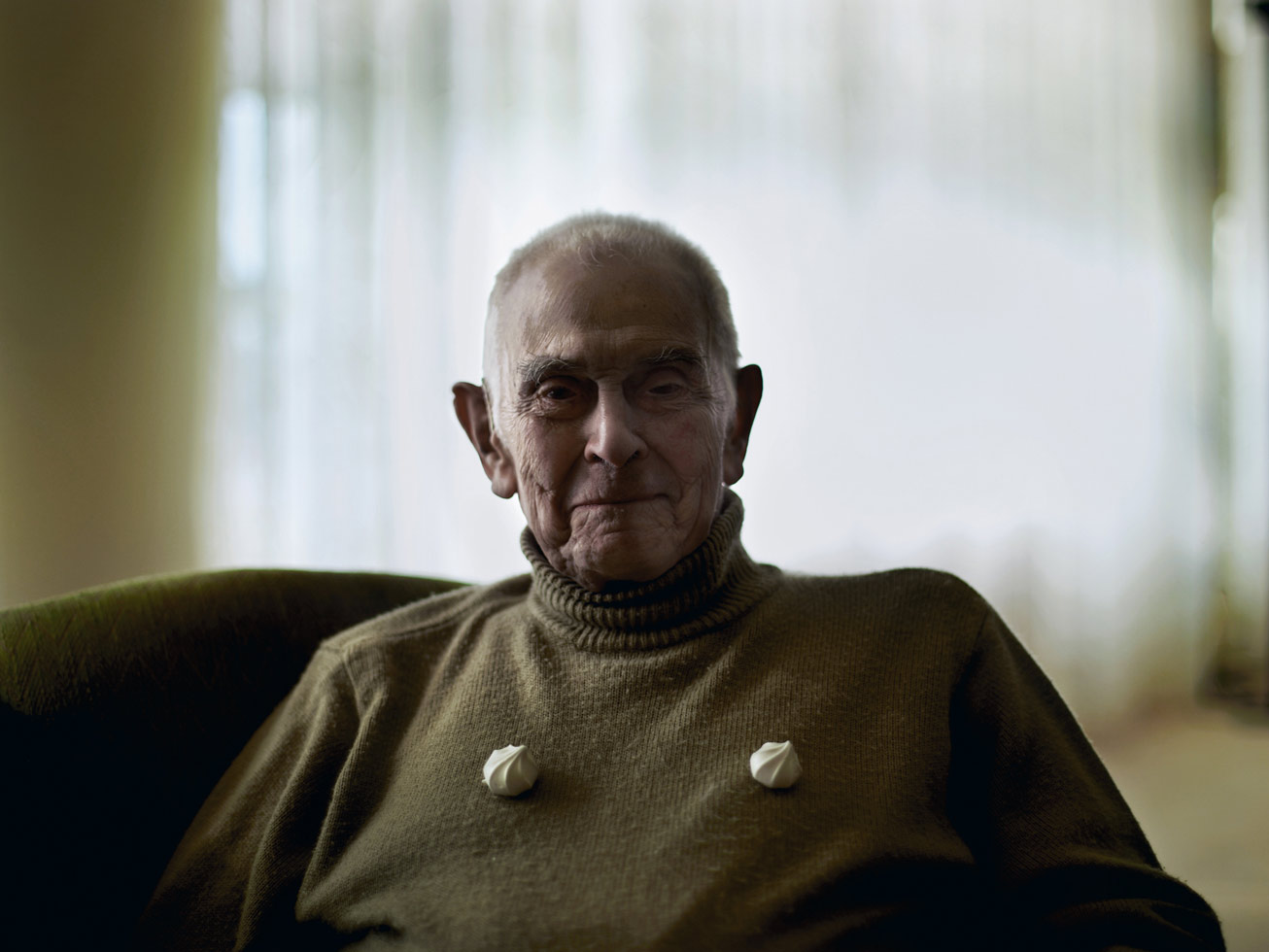 Sometimes things are funny, 2008, by Phillip Toledano