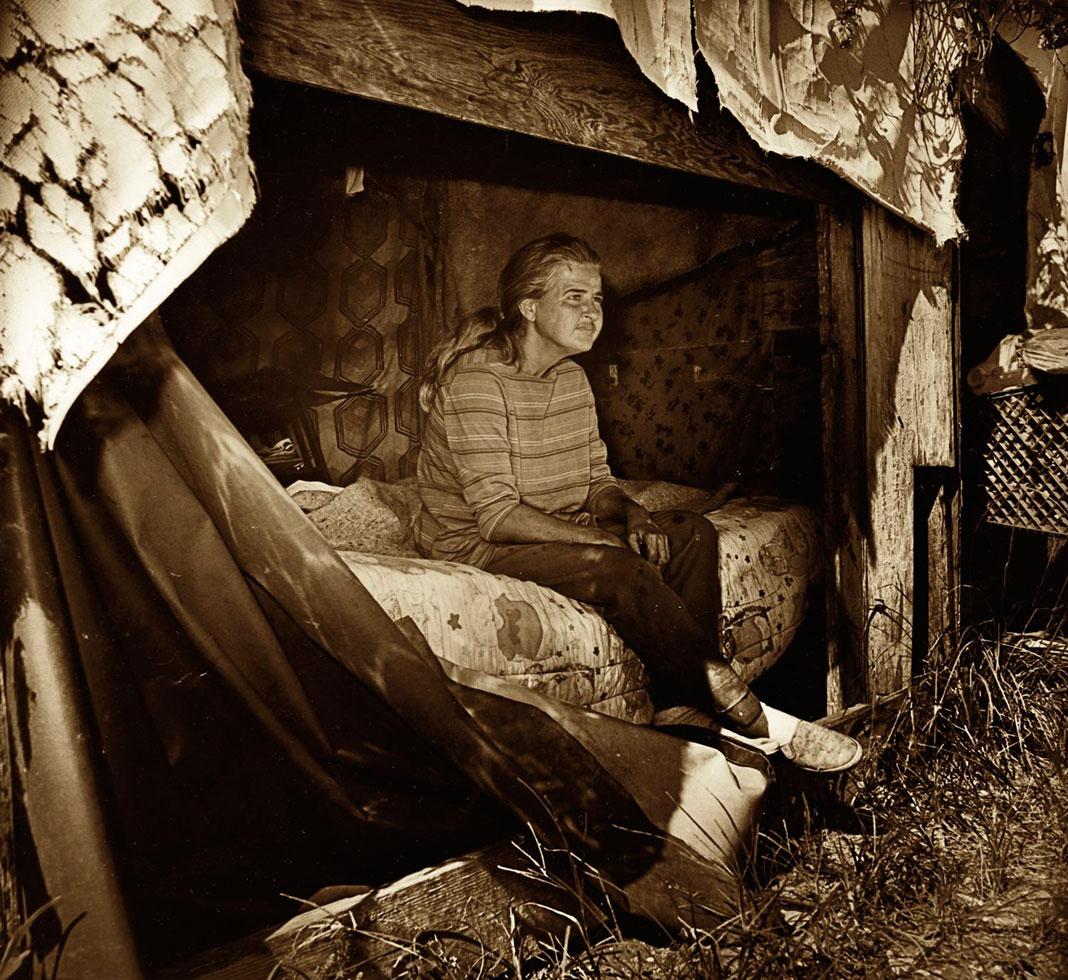 Little Havana, Miami, Florida, 1990's.
As government outreach workers closed large encampments the residents dispersed and attempted to rebuild smaller homes such as this structure in Little Havana.