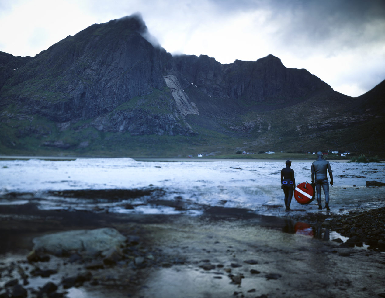 "Freediving is a relatively new type of rival sport. Very few people are able to dive below 100 meters. The body of the diver is subject to massive strain. It is also a challenge for the mind and it is said that freediving also demands mental engagement, requiring calming your emotions, listening to your own body. To state that this is a dive within yourself is not a metaphor. The depth obtained is closely connected with your emotional state, relaxation and physical preparation for the tournament."