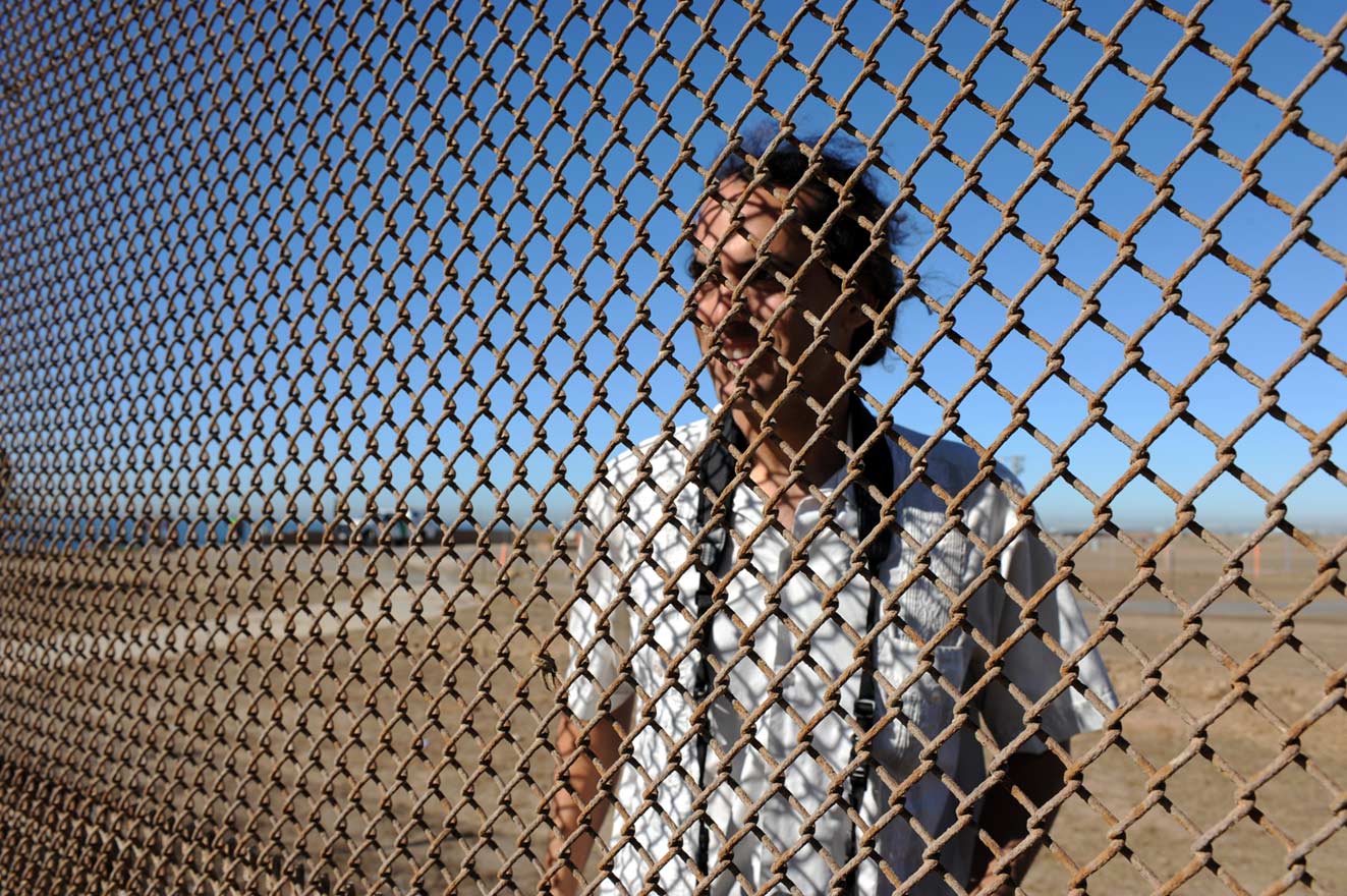 Border poet and activist Daniel Watman used to organize cross-border poetry readings in Playa Tijuana. Since the US added a second and much bigger fence to the border just recently, the meetings are being held with the use of sign language and megaphones.
